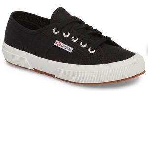 NWOT Black Superga Cotu Sneakers S. 7.5